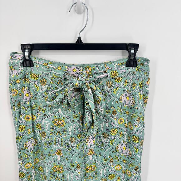 ANTHROPOLOGIE Maeve Printed Tie Waist Wide Leg Pants // 6 - Picture 4 of 11